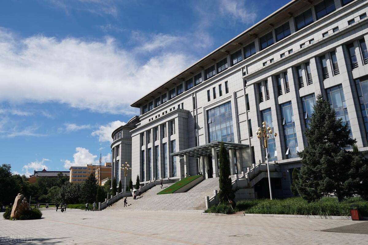 哈尔滨工程大学(哈尔滨工程大学船舶工程学院)
